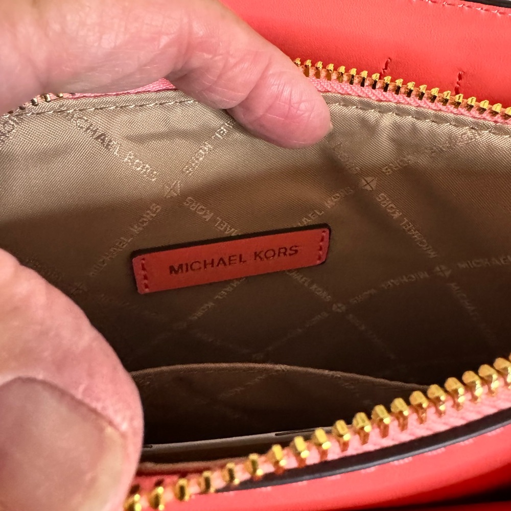 Michael Kors Coral Pink Tote Bag. NWT - Picture 11 of 13